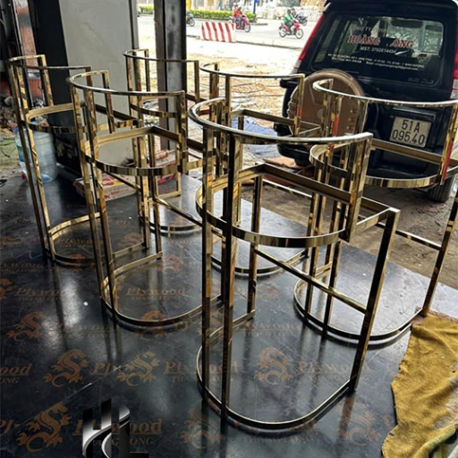 Ghế bar mạ PVD màu vàng